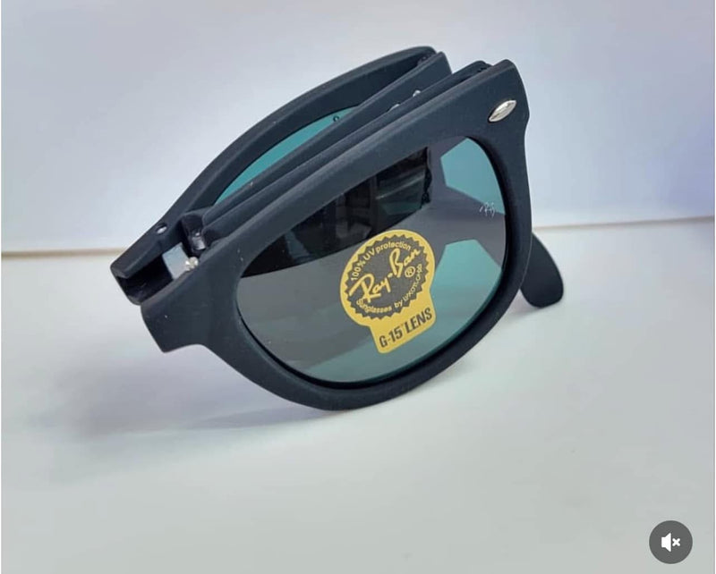 Ray-Ban Folding Wayfarer (RB4105)