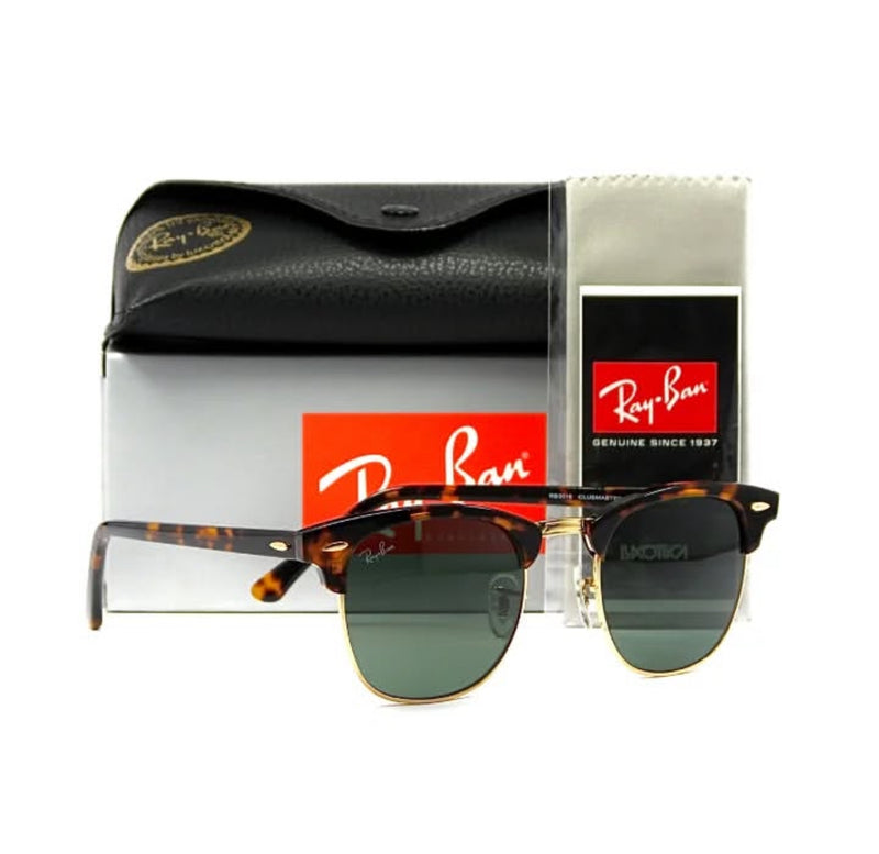 Ray-Ban Clubmaster Classic.