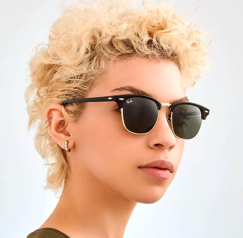 Ray-Ban Clubmaster Classic.